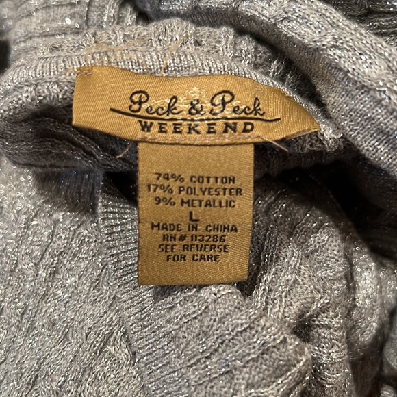 Peck & Peck silver sparkle holiday hoodie sweater EUC! Size L - Picture 7 of 7